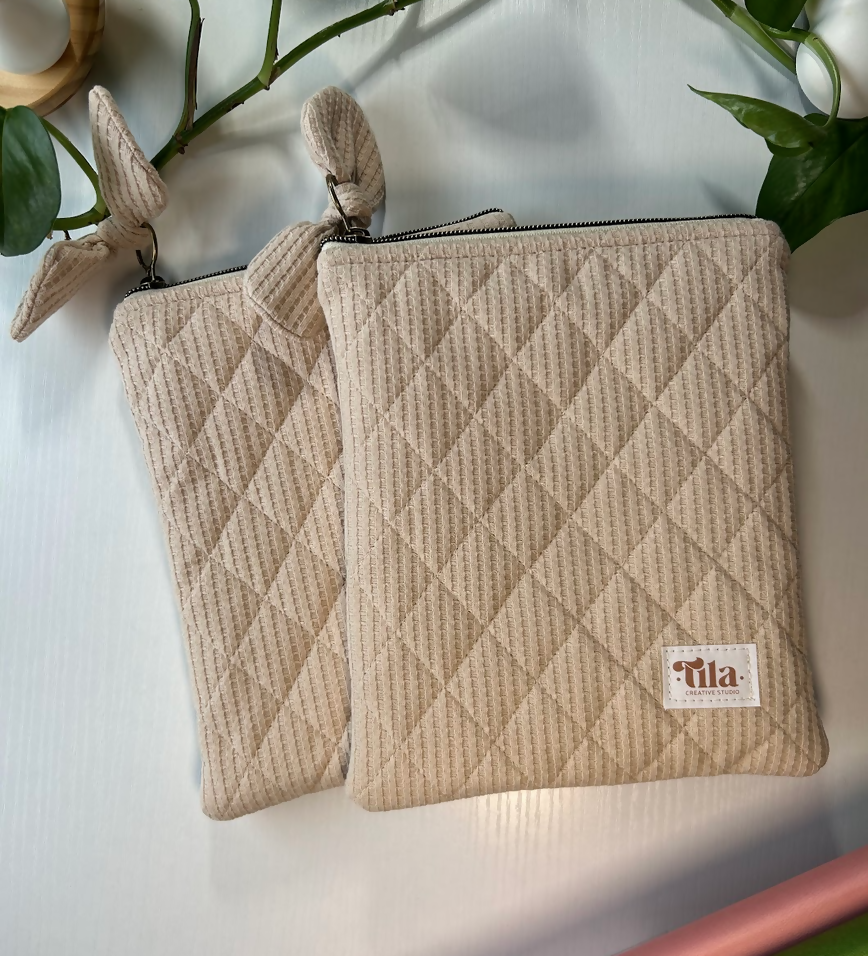 Beige Waffle Diagonal Quilted - Kindle Sleeve - E Reader Case 7” - Handmade ●Small Batch●