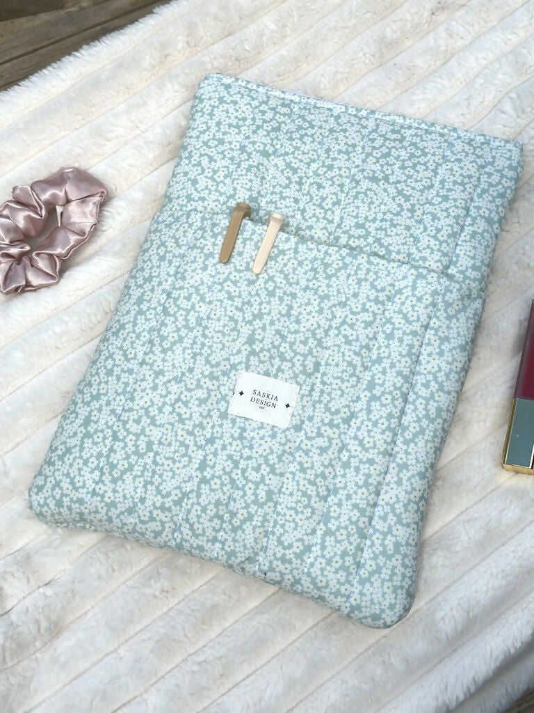 Large Quilted Book Sleeve - Mayflowers
