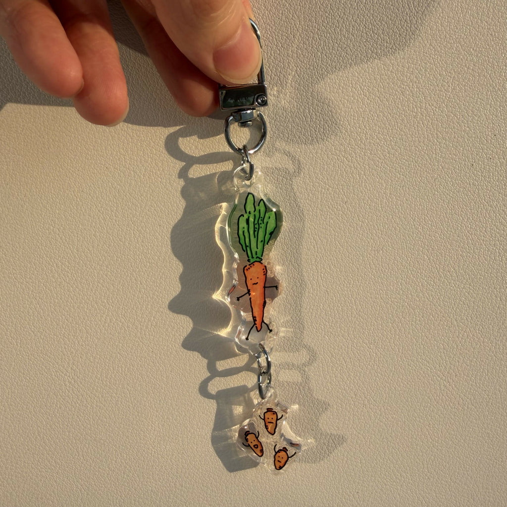 Big and Baby Carrot Keychain