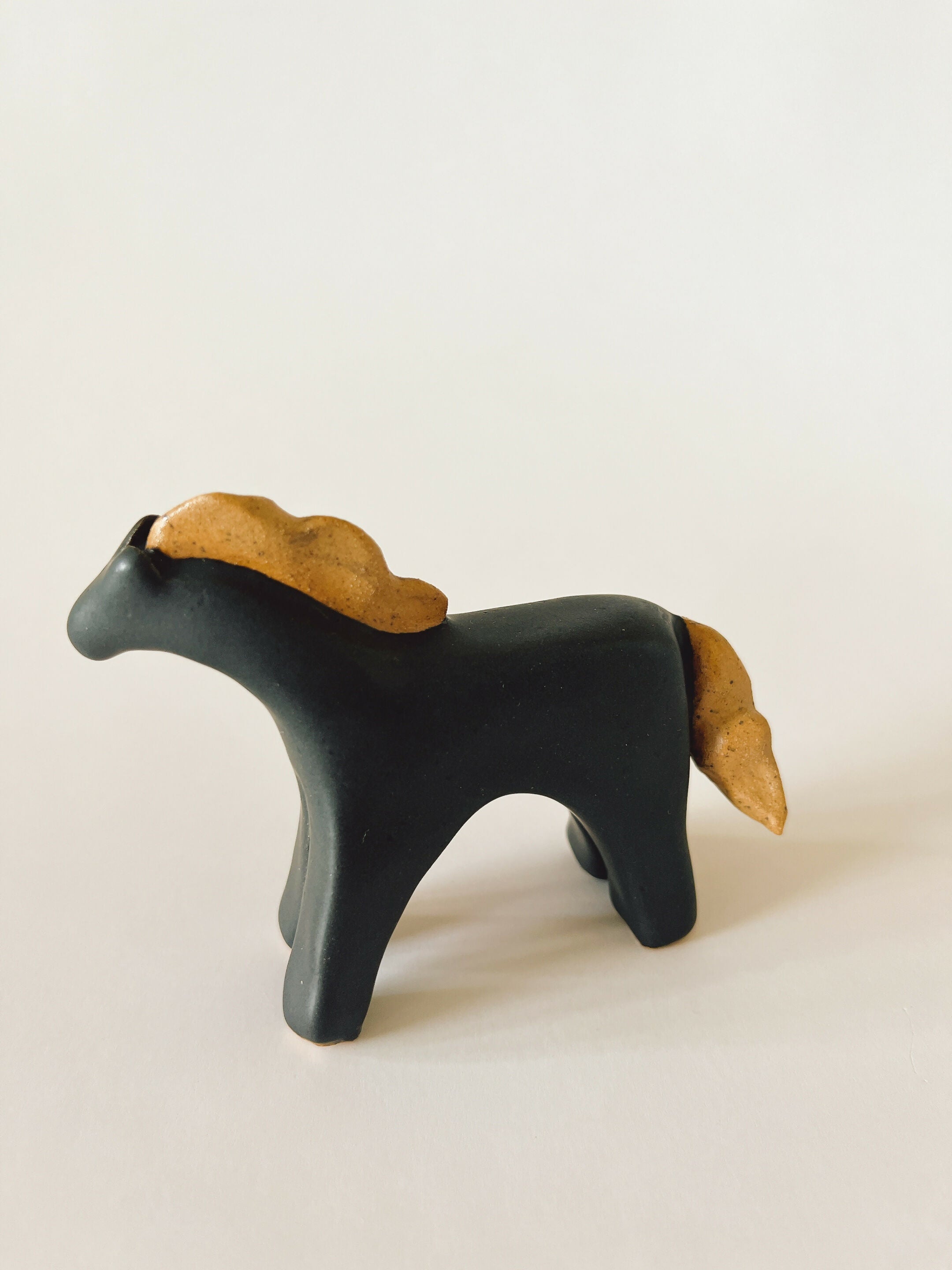 Handcrafted Ceramic Twin Ponies (Black-n-White)