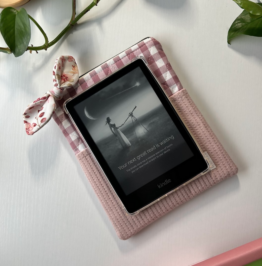 Gingham Rose Diagonal Quilted with Pink Pocket - Kindle Sleeve - E Reader Case 7” - Handmade ●Small Batch●