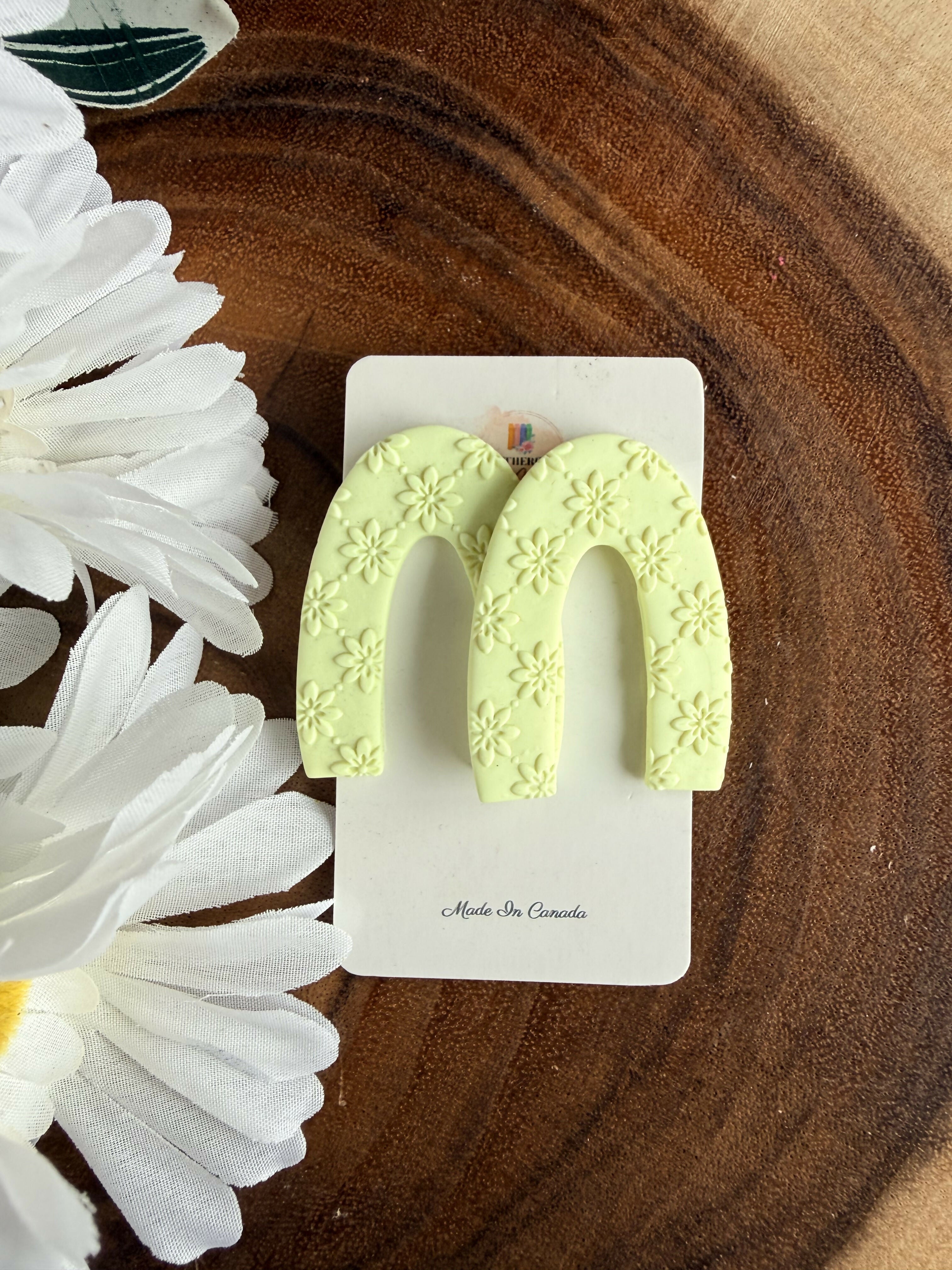 Long Arch Studs