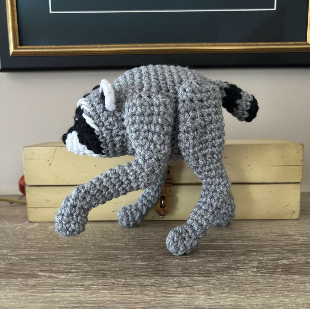 Crochet Jimothy (lifted leg)