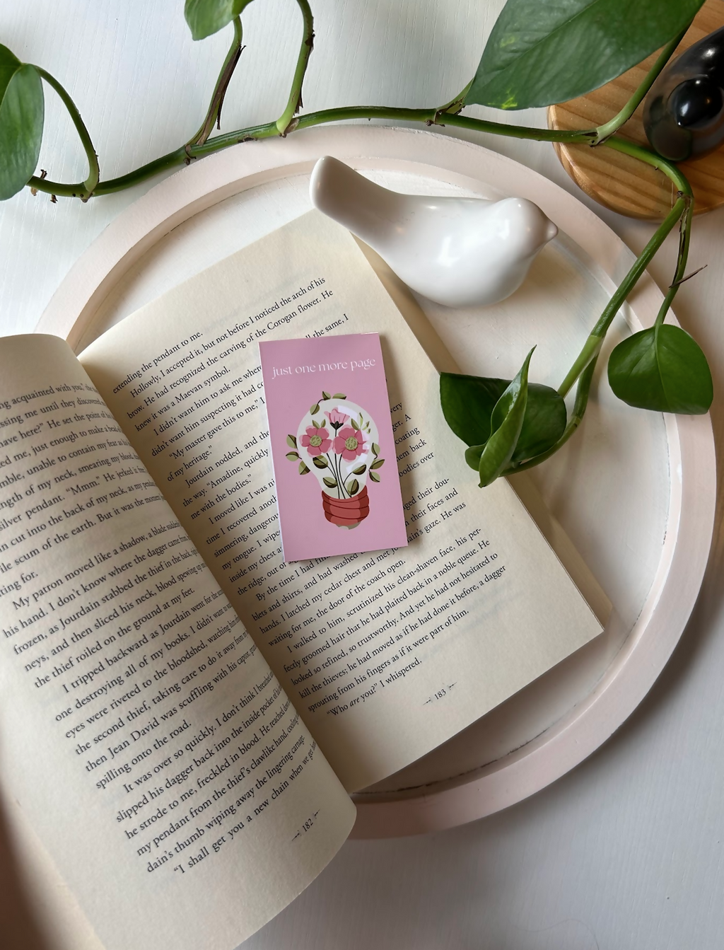 Light Bulb with Flowers - Magnetic Bookmark - Pink