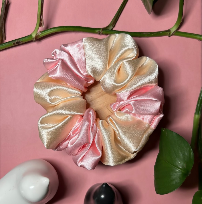 Duo Color Scrunchie – Beige & Pink
