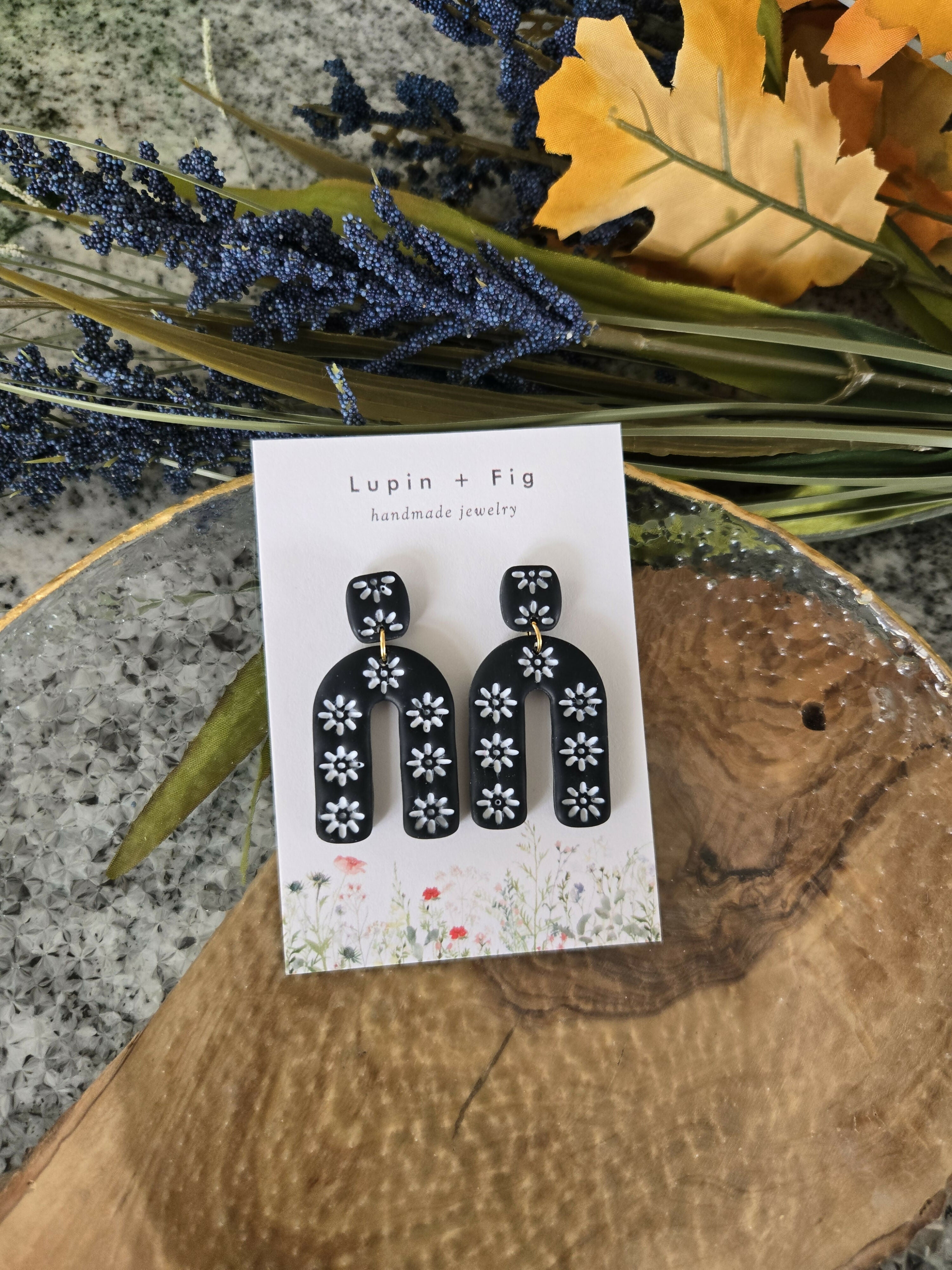 Black Daisy Arch Earrings