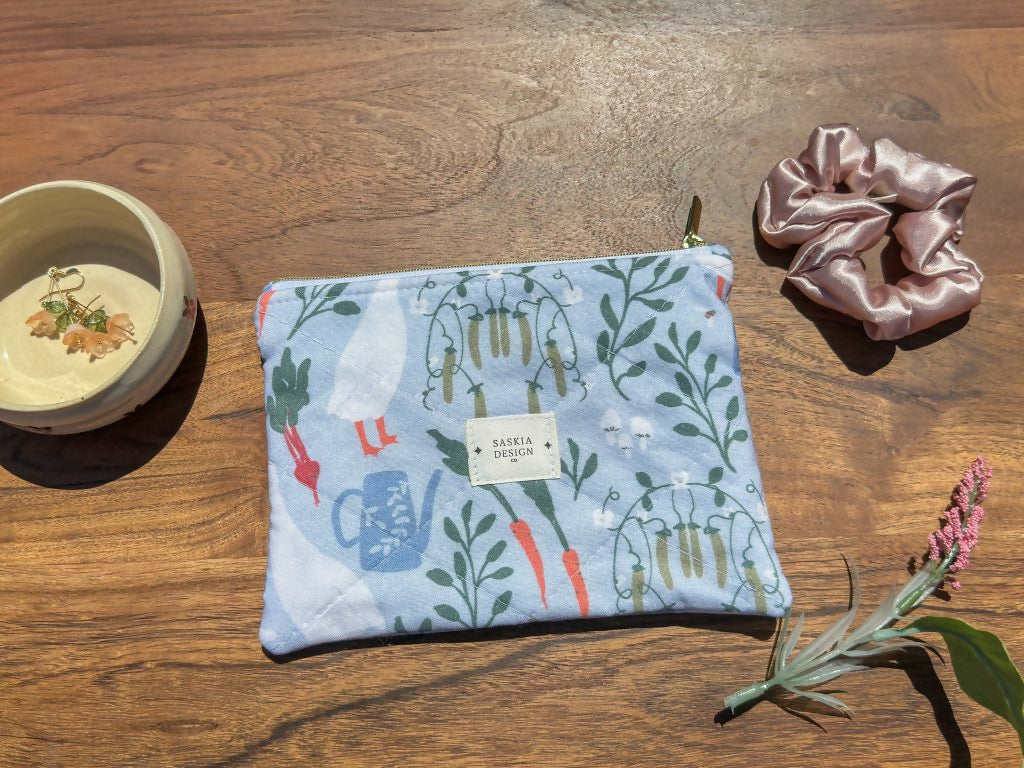Handmade Quilted Zipper Pouch - Silly Goose