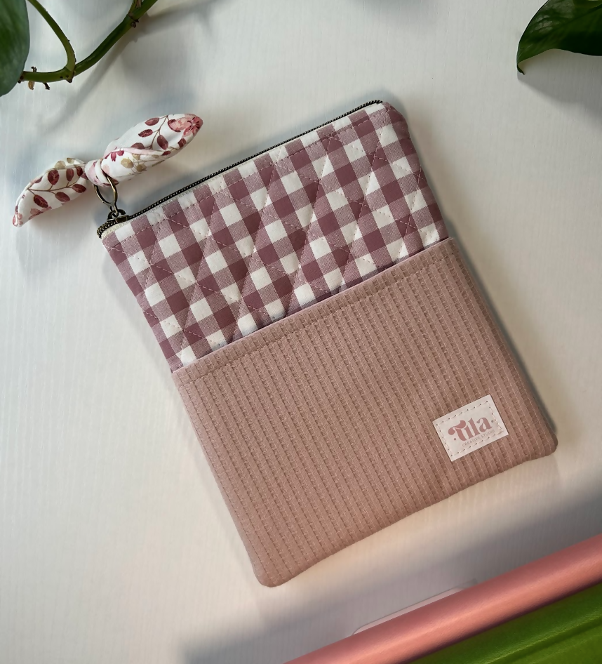 Gingham Rose Diagonal Quilted with Pink Pocket - Kindle Sleeve - E Reader Case 7” - Handmade ●Small Batch●