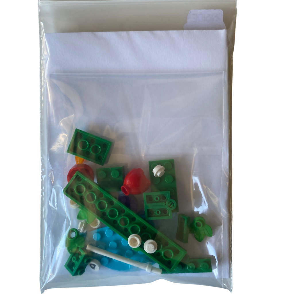 "Snappy Birthday" ~ Card with Lego