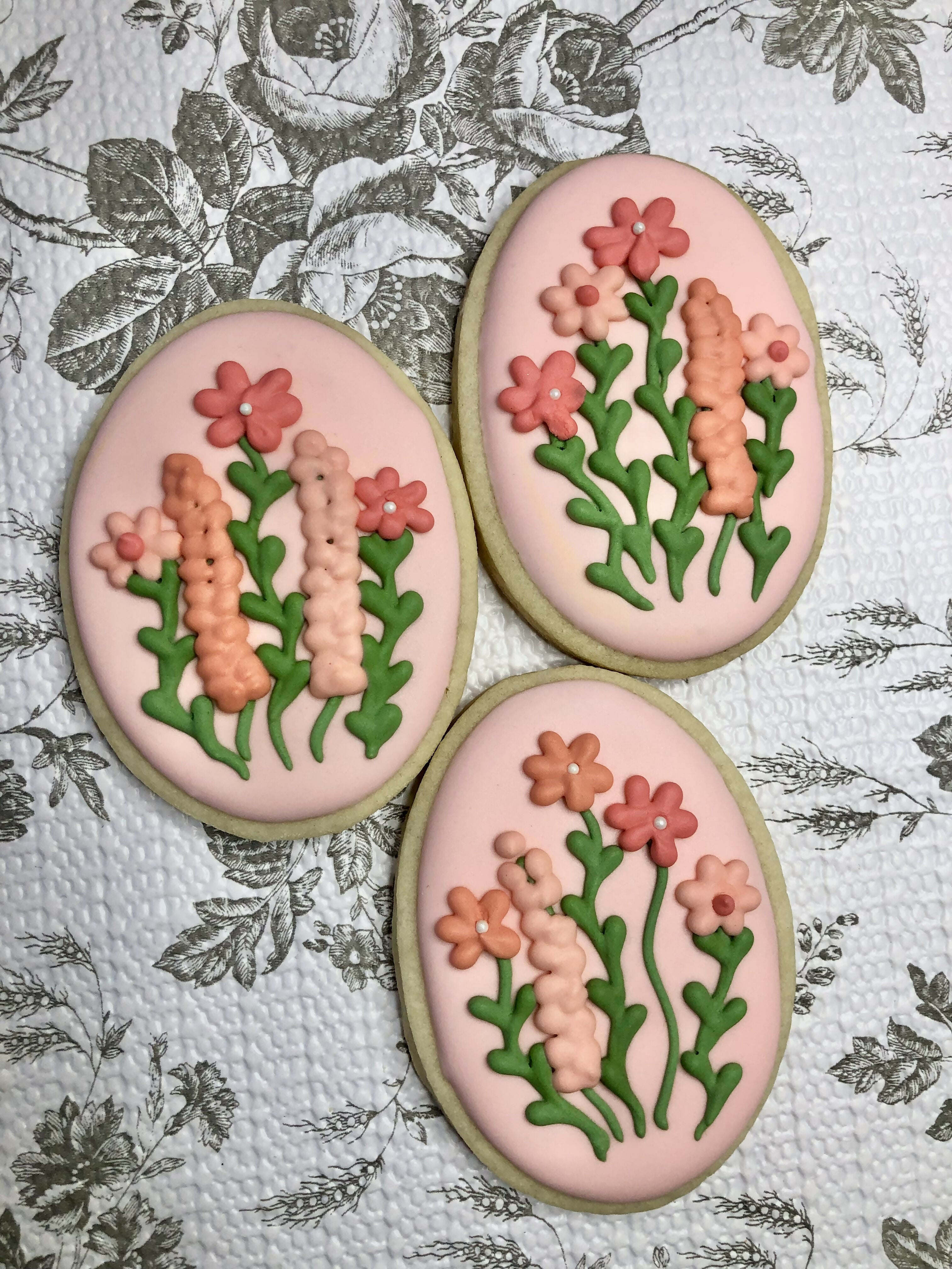 Floral Oval Cookie