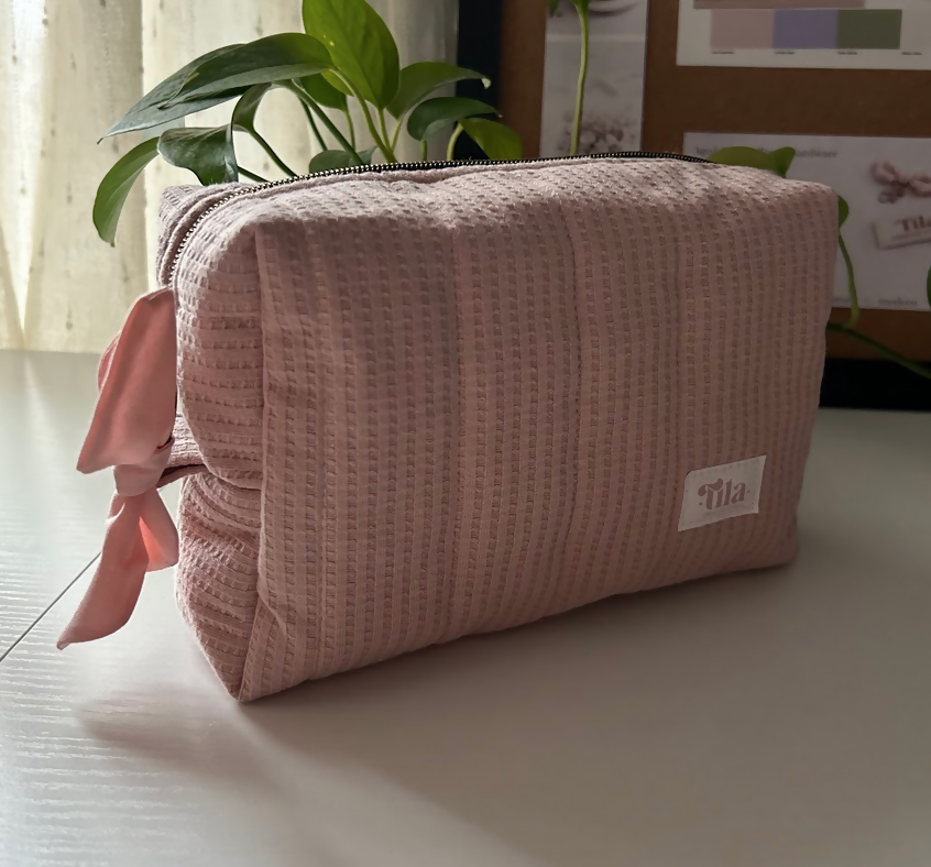 Boxy Pouch